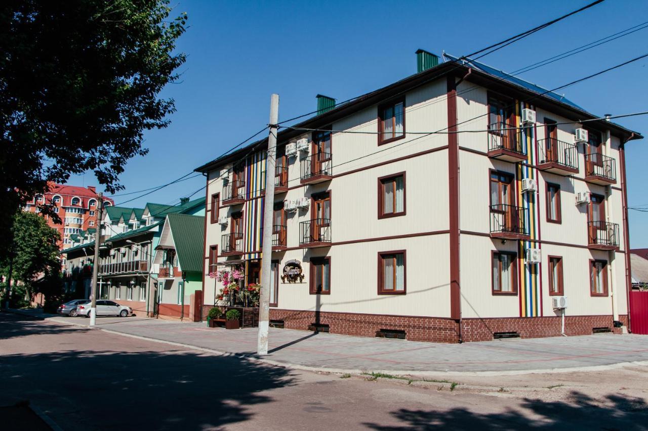 Гостинний Двір "Марія" Hotel โครโปนิตสกี ภายนอก รูปภาพ